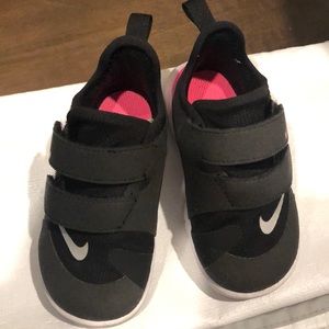 Nike toddler’s sneakers - Size 7C